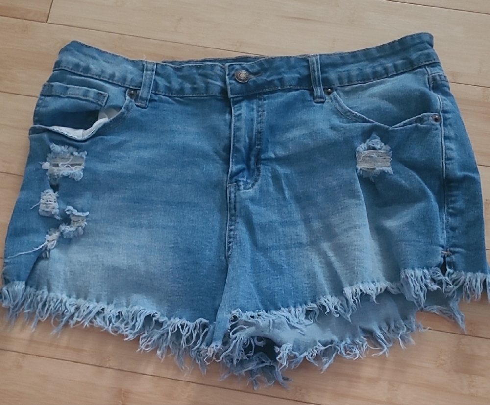 Women's Distressed Denim Jean Shorts - Blue